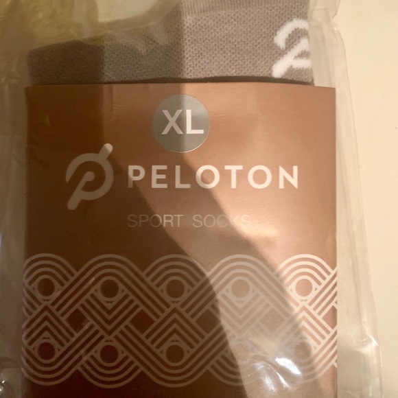 Peloton Sweat-wicking sports socks - Picture 1 of 5